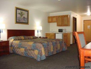 Super 8 By Wyndham Galva Hotel Exterior photo